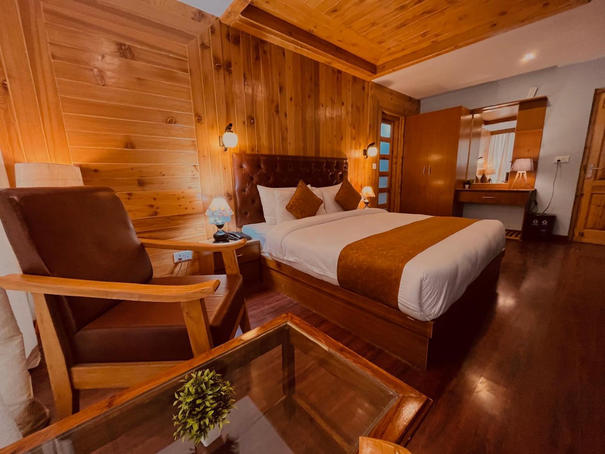 Vista Resort, Manali - ! Near Mall Road !! Hot & Cold Ac Rooms !! Best Selling !! Big Parking !! Luxury Collection !! Open Terrace !! Lift !! Playing Zone !! Property Of The Year ! Exterior photo